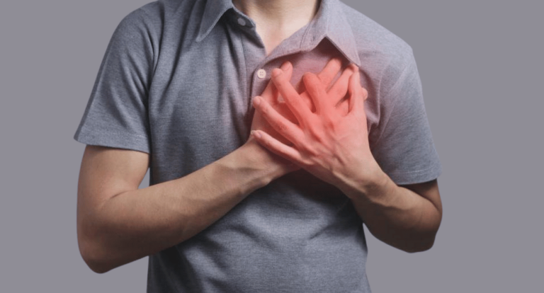 6 Warning Signs That Could Indicate a Heart Attack a Month Before It Happens